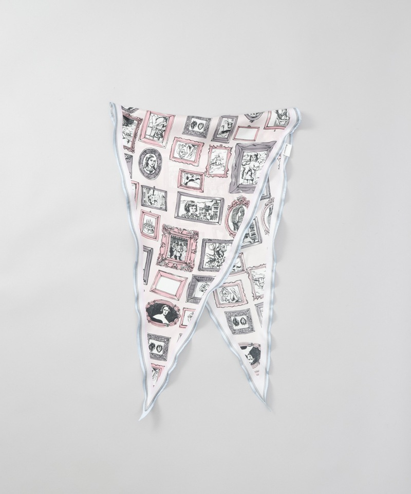 【 Beaurance （ビューランス）】シルクひし形スカーフ