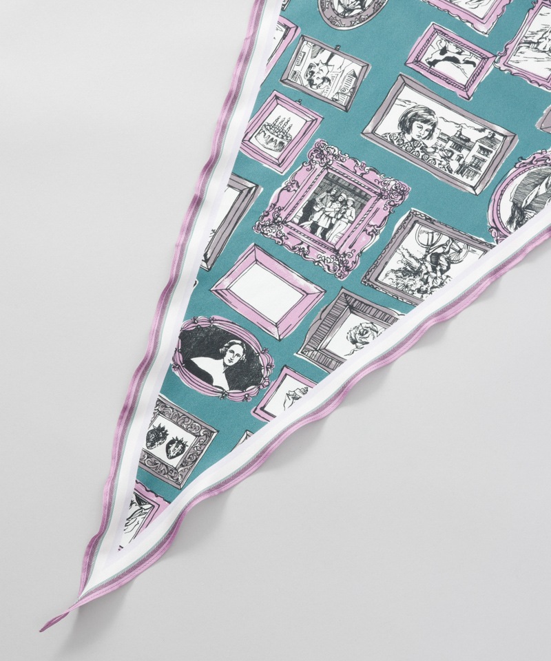 【 Beaurance （ビューランス）】シルクひし形スカーフ