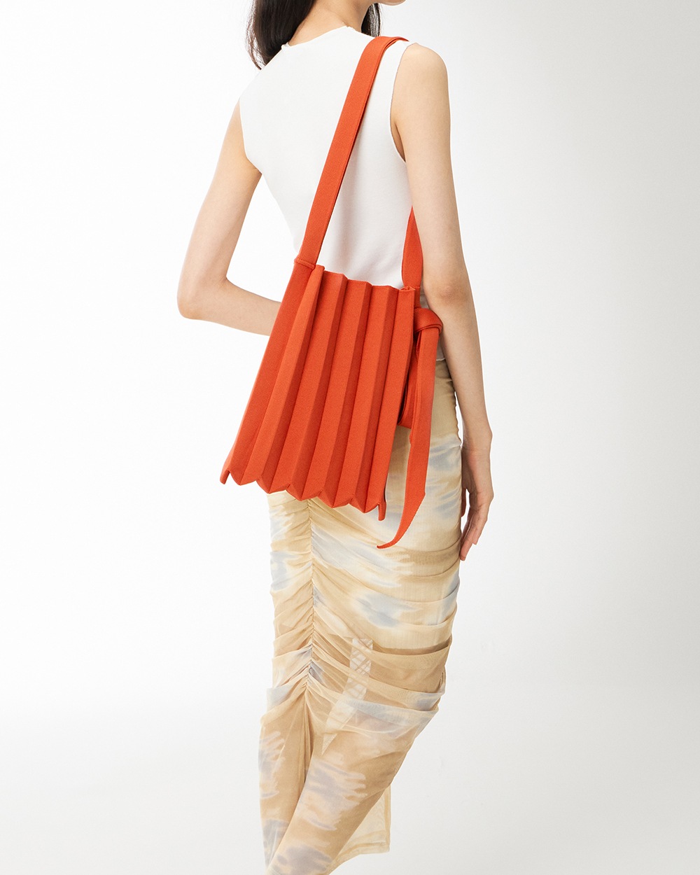 PLEATS MAMA 正規品関税込み NEW CROSS BAG ORANGE PLEATS MAMA(プリーツママ)】NEW CROSS BAG ニュークロスバッグ