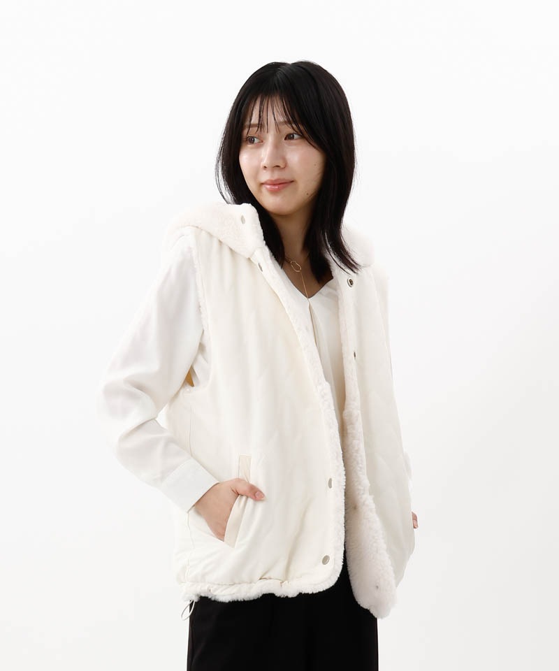 otona MUSE 12月号掲載【 Beaurance （ビューランス）】フード付きボアエコファージレ