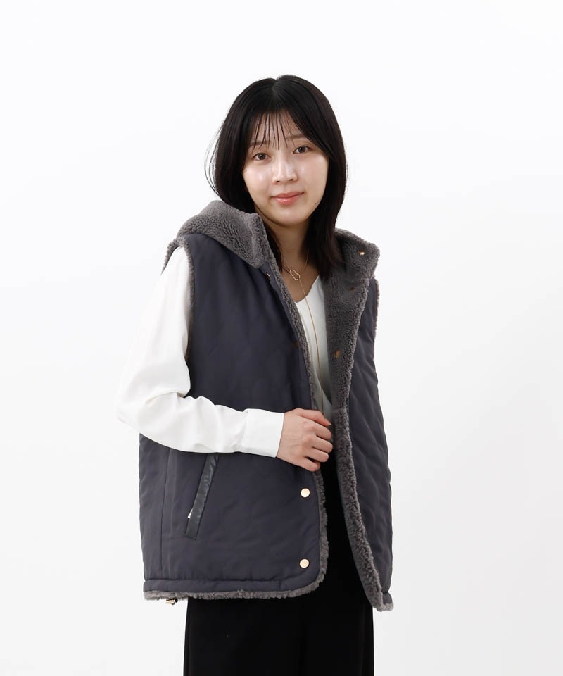 otona MUSE 12月号掲載【 Beaurance （ビューランス）】フード付きボアエコファージレ