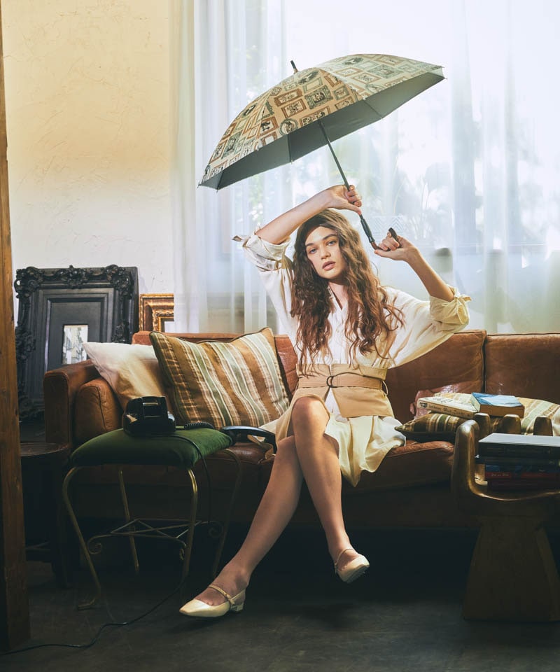 【 Beaurance （ビューランス）】サマーシールド　プリント額縁柄　晴雨兼用傘（長傘）