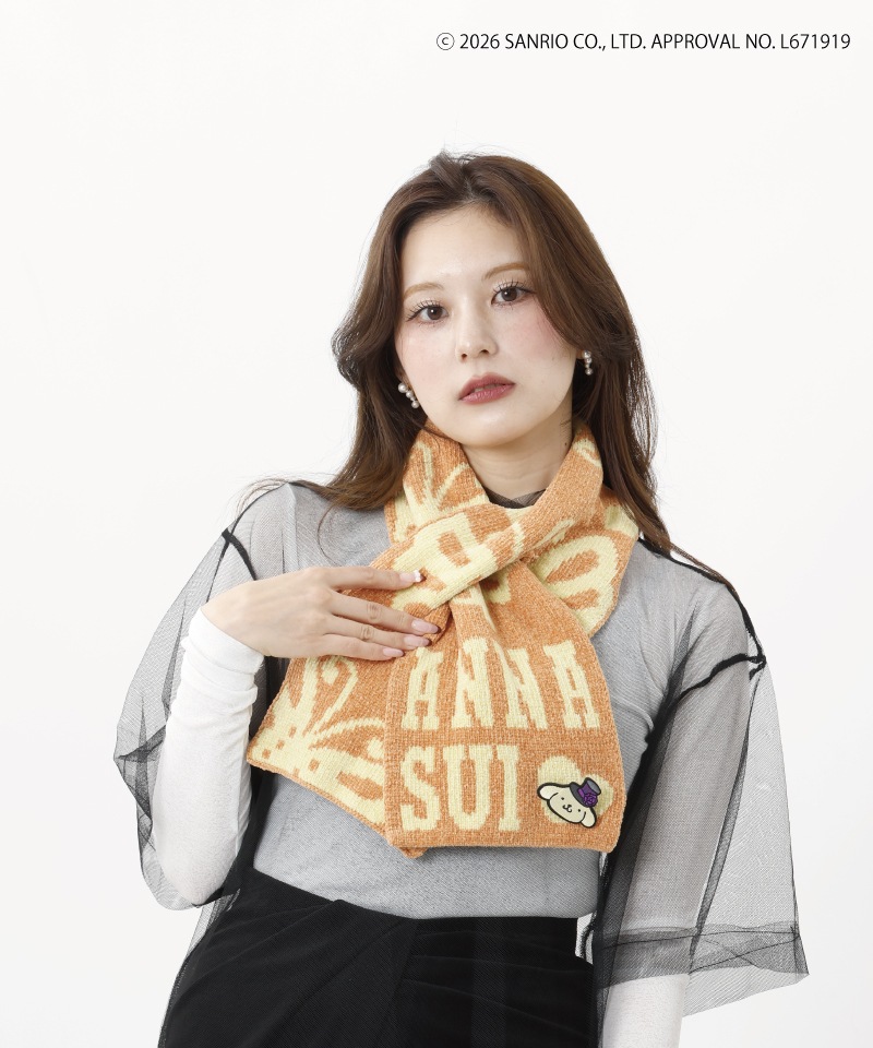 【 ANNA SUI（アナ スイ）】ANNA SUI x ポムポムプリン 刺しゅうブローチ付きモールマフラー
