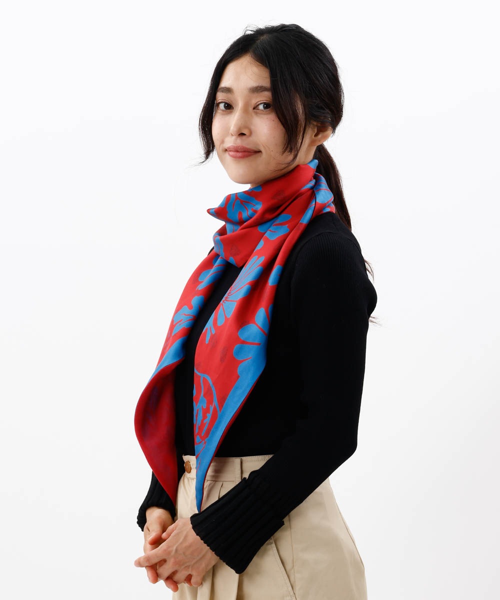 LANVINCollectionシルク大判スカーフ☆プラスするだけでセンスUP☆ LANVINCollectionシルク大判スカーフ☆プラスするだけでセンスUP☆