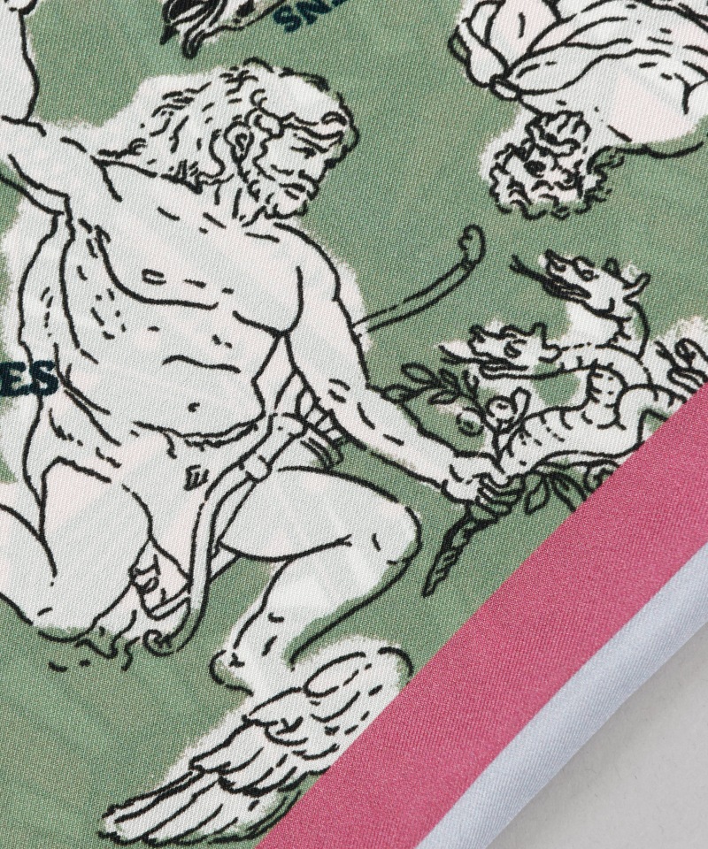 otona MUSE 12月号掲載【 Beaurance （ビューランス）】シルクツイルトライアングルスカーフ