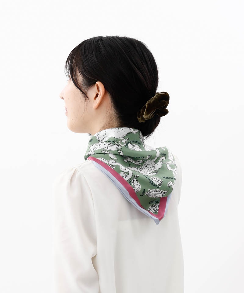 otona MUSE 12月号掲載【 Beaurance （ビューランス）】シルクツイルトライアングルスカーフ