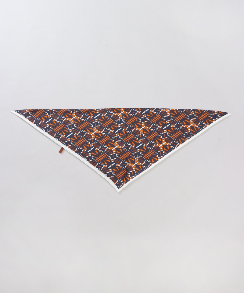 otona MUSE 12月号掲載【 Beaurance （ビューランス）】シルクツイルトライアングルスカーフ