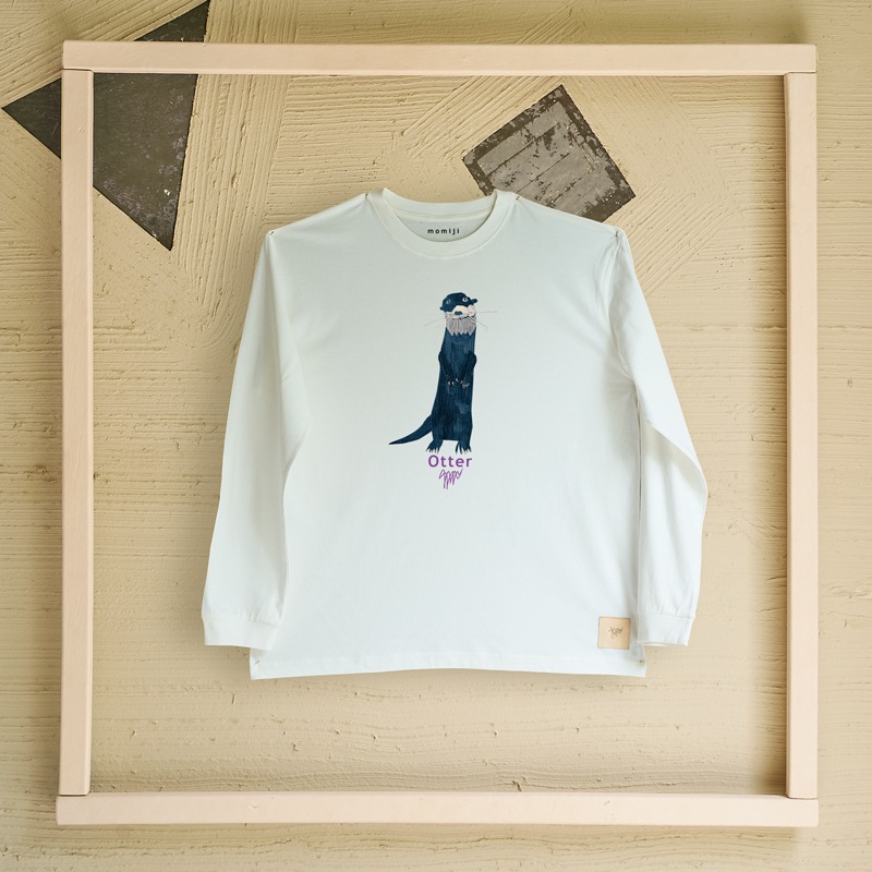 【 momiji 】 Long sleeve T the Art -Otter-