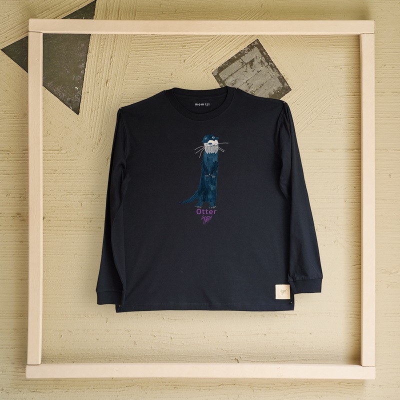 【 momiji 】 Long sleeve T the Art -Otter-