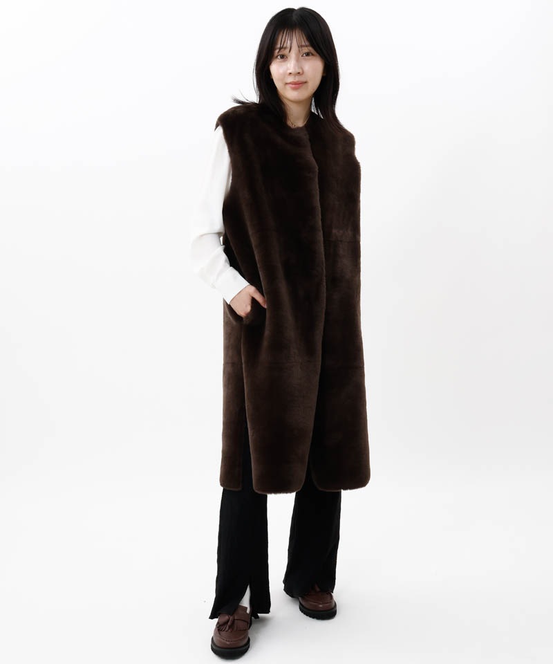 【 Beaurance （ビューランス）】エコファーリバーシブルロングジレ