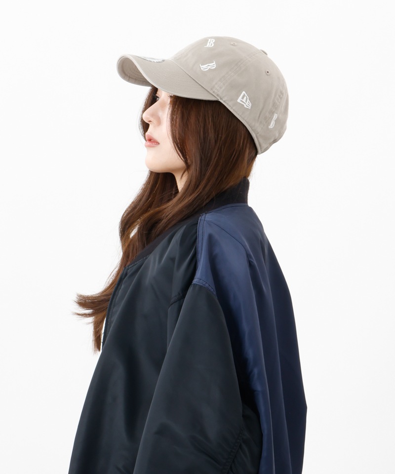 【 Beaurance （ビューランス）】NEW ERAコラボ　ランダムロゴ刺しゅう Casual Classic キャップ
