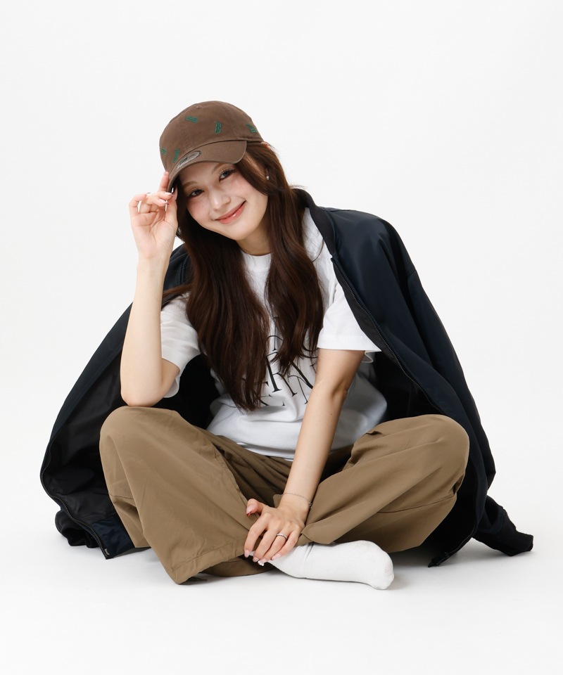 【 Beaurance （ビューランス）】NEW ERAコラボ　ランダムロゴ刺しゅう Casual Classic キャップ