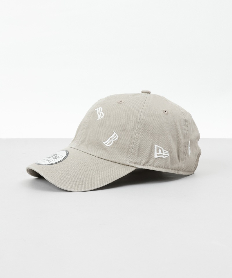 【 Beaurance （ビューランス）】NEW ERAコラボ　ランダムロゴ刺しゅう Casual Classic キャップ