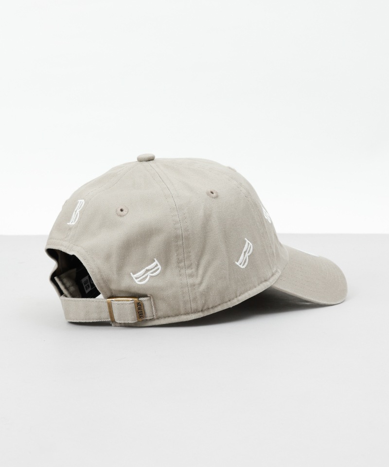【 Beaurance （ビューランス）】NEW ERAコラボ　ランダムロゴ刺しゅう Casual Classic キャップ