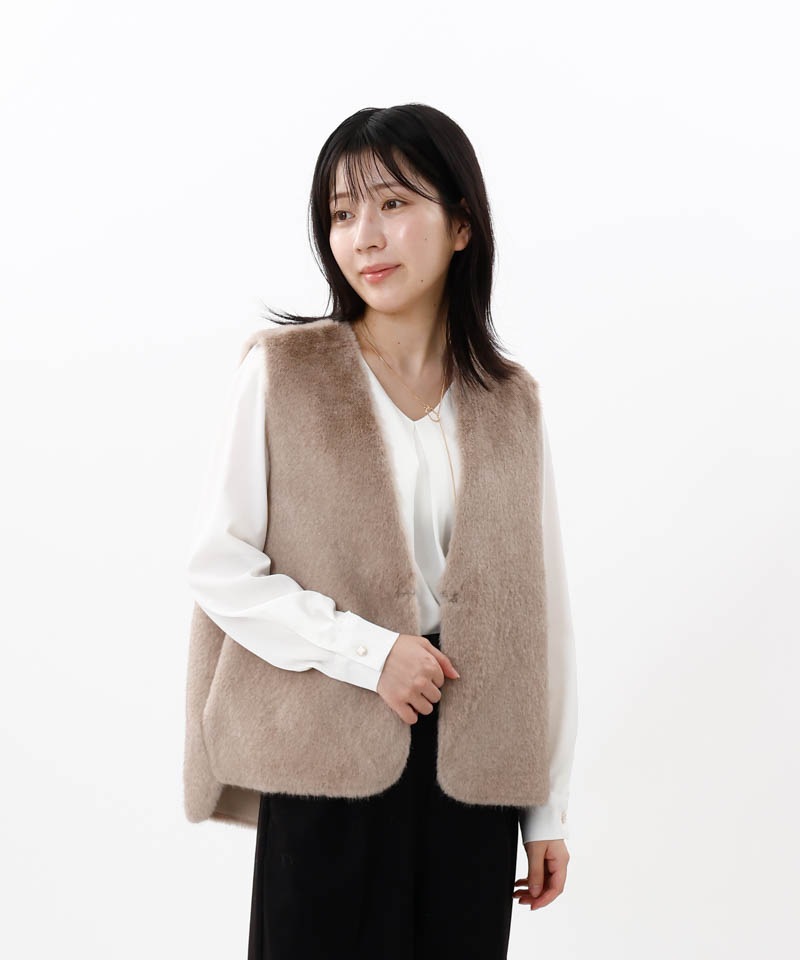 大人気 ショート リバーシブル ファー VEST 大人気 ショート リバーシブル ファー VEST