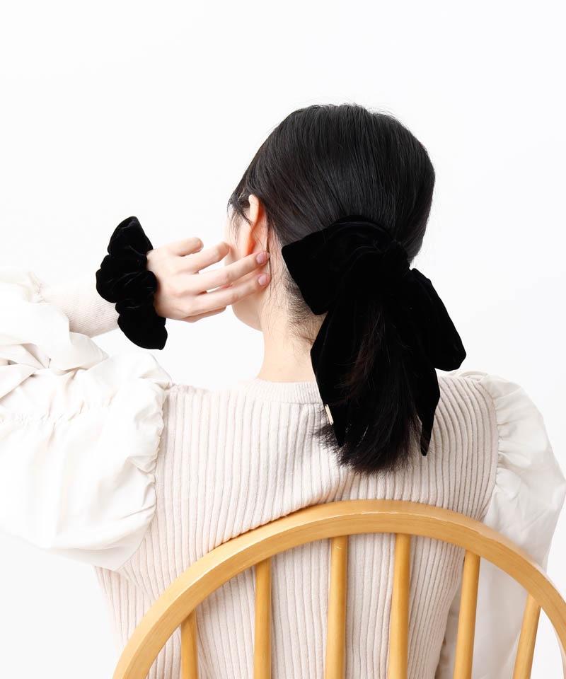 【 Beaurance （ビューランス）】シュシュ付きベルベットリボン