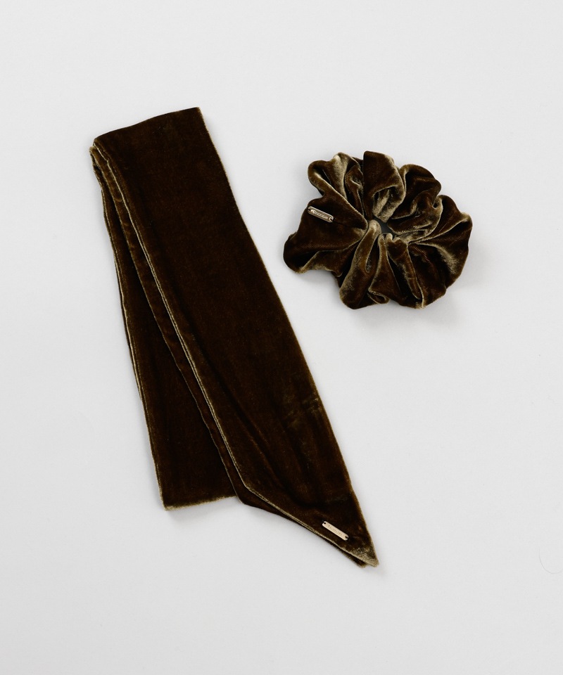 【 Beaurance （ビューランス）】シュシュ付きベルベットリボン