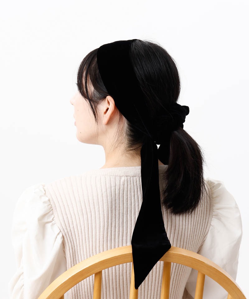 【 Beaurance （ビューランス）】シュシュ付きベルベットリボン