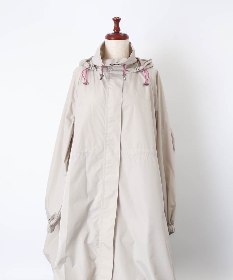 【 JILL STUART（ジル スチュアート）】収納袋付きレインポンチョ