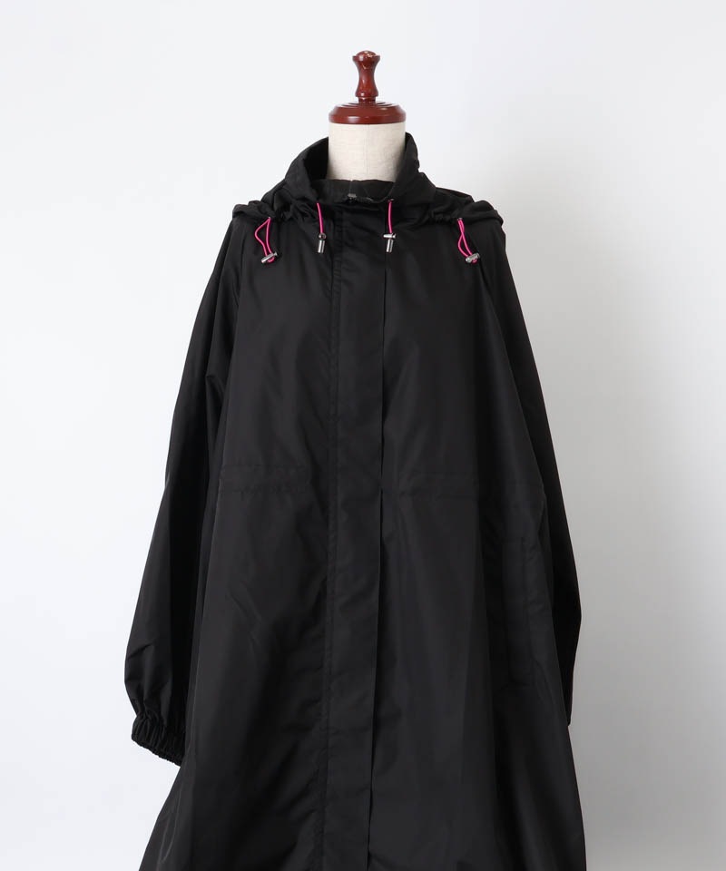 【 JILL STUART（ジル スチュアート）】収納袋付きレインポンチョ
