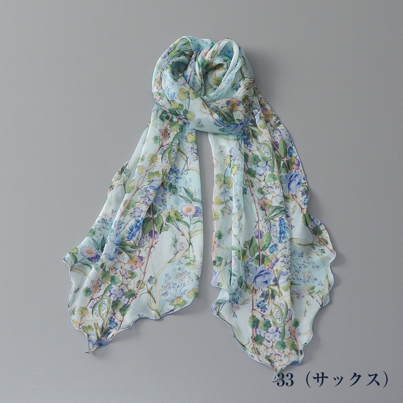 【 V&A（ヴィ・アンド・エー）】 シルクローンウイリアムキルバーン柄ロングスカーフ