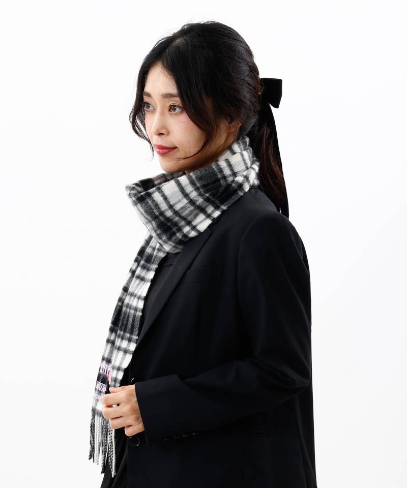 【 ANNA SUI（アナ スイ）】マイメロディ&クロミ 刺しゅうブローチ付きチェックマフラー