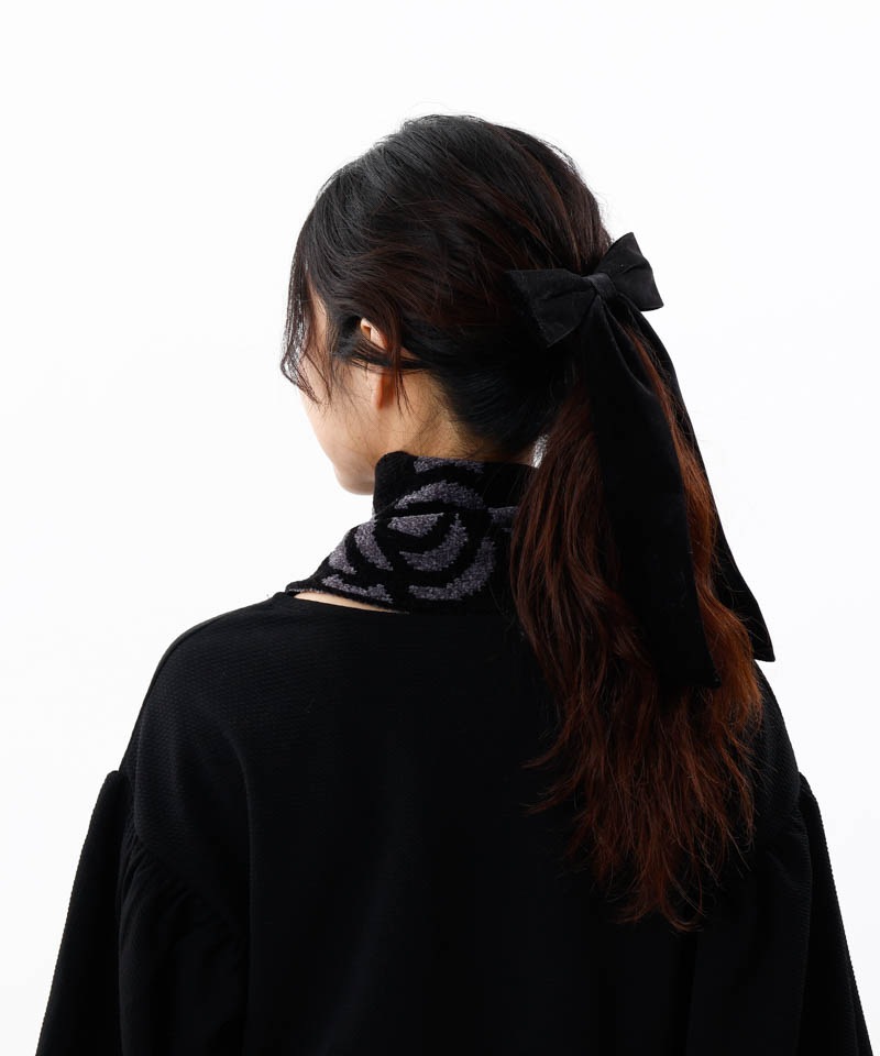 【 ANNA SUI（アナ スイ）】マイメロディ&クロミ 刺しゅうブローチ付きモールニットマフラー