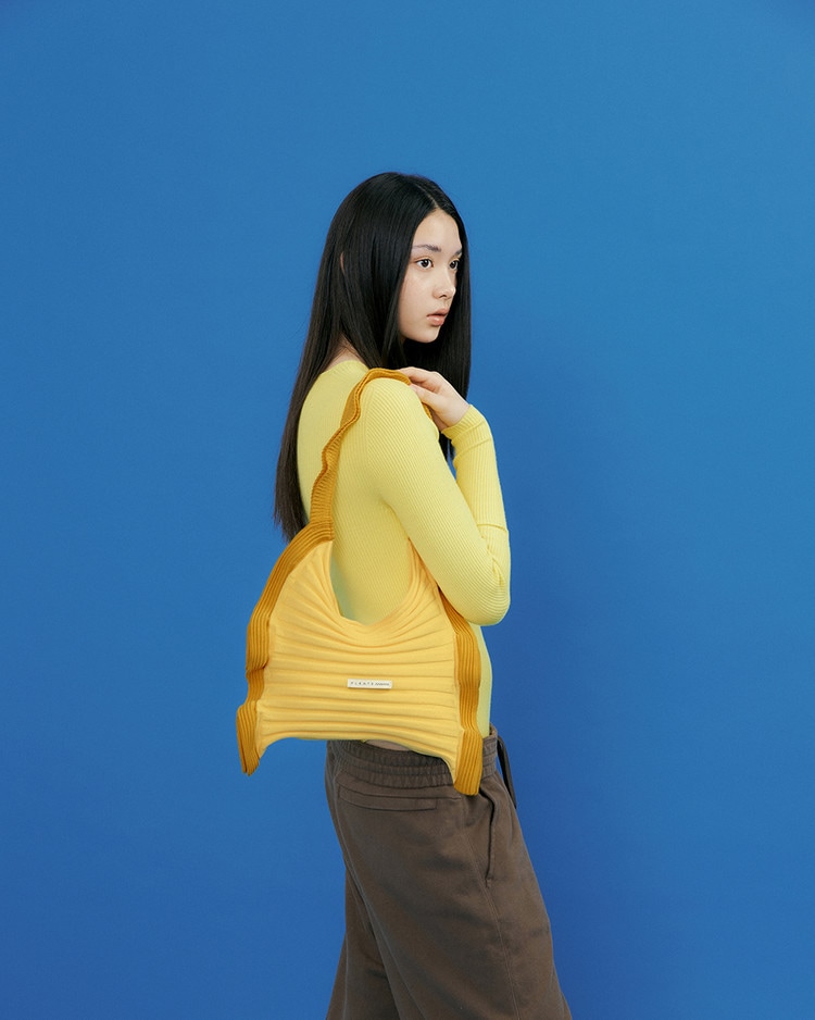 PLEATS MAMA(プリーツママ)】RUFFLE SHOULDER BAG ラッフル