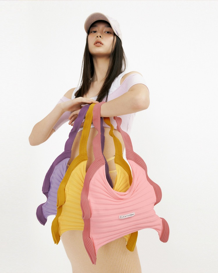 PLEATS MAMA ♥ Ruffle shoulder bag /追跡付 PLEATS MAMA(プリーツママ)】RUFFLE SHOULDER BAG ラッフル