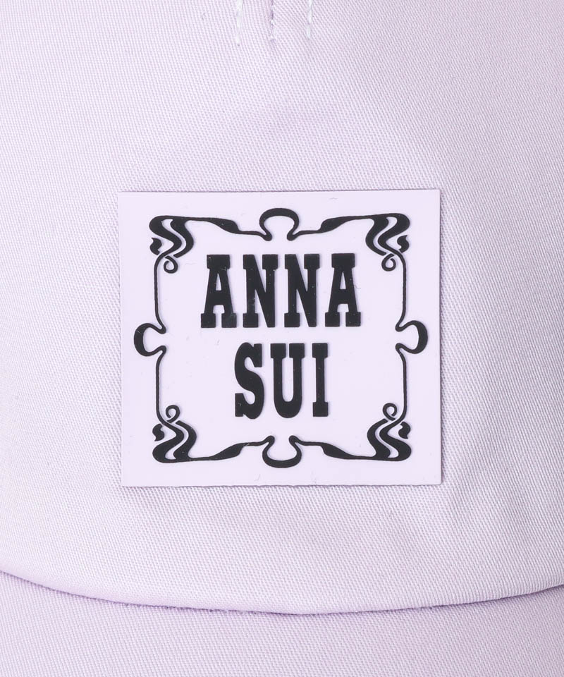 【 ANNA SUI（アナ スイ）】マイメロディ&クロミ 刺しゅうブローチ付きキャップ
