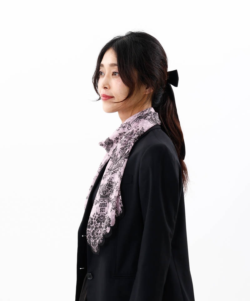 【 ANNA SUI（アナ スイ）】フリルヘムプチロングスカーフ(WASH)