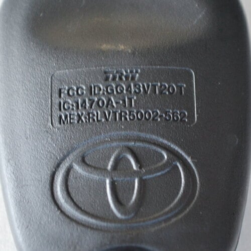 USトヨタ 純正品 TOYOTA キーレストランスミッター タンドラ タコマ シエナ セコイヤ 4ランナー等 | その他外装 | オートプロズ  ONLINE SHOP NorthAmerica リモート4 BTN キーレスエントリーリモートコントロールカーキーフォブ交換用 2005-2007 Chr