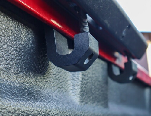 YAKIMA 正規品 オーバーハウルHD ピックアップトラック向け クロスバー固定用ベース 4個セット