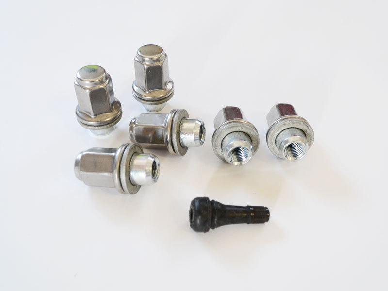USトヨタ 純正品 TOYOTA FJクルーザー タコマ TRD 16インチアルミ