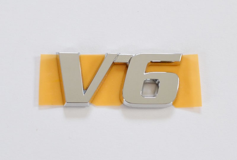 USトヨタ 純正品 TOYOTA ”V6” エンブレム ハイラックスサーフ 4