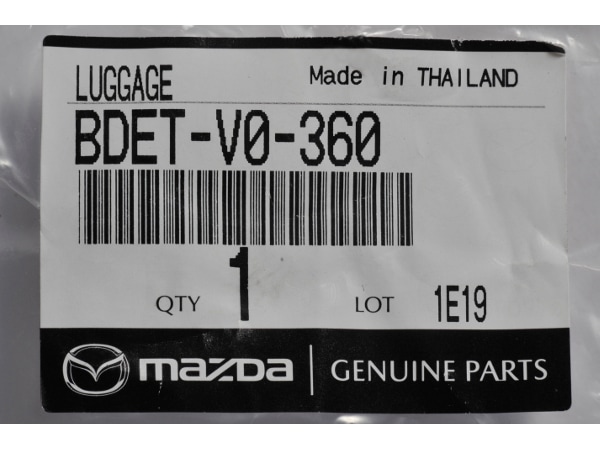 マツダ 純正 MAZDA3 ファストバック BPFP オールウェザー ラゲッジ