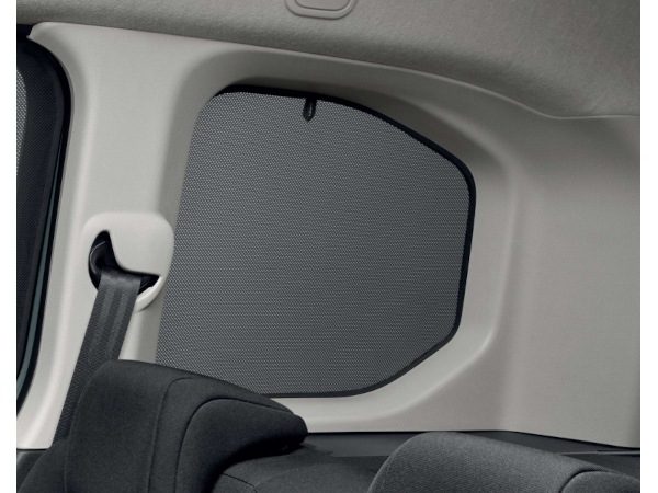 シトロエン プジョー 純正 フィアット ベルランゴ リフター ドブロ K9 リアクォーターウィンドウ サンシェード 1628951580　|PEUGEOT|IMPORT BRAND