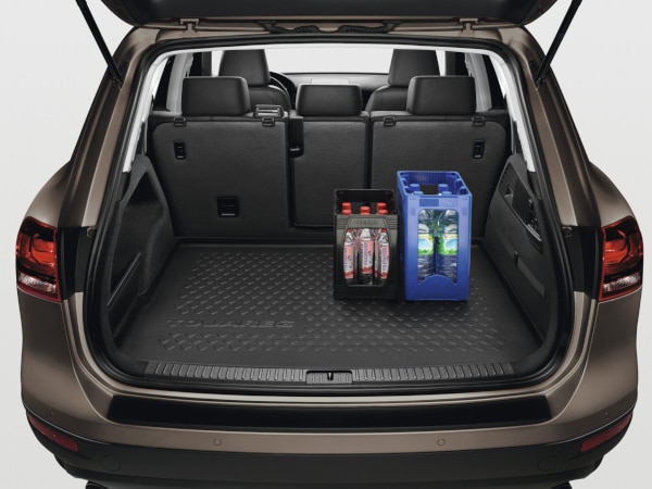 フォルクスワーゲン 純正 ラゲッジマット トゥアレグ 7P 7PCGRS 7PCGRA オールウェザー トランク リア カーゴ トレー VW 7P0061161　|フォルクスワーゲン|IMPORT B