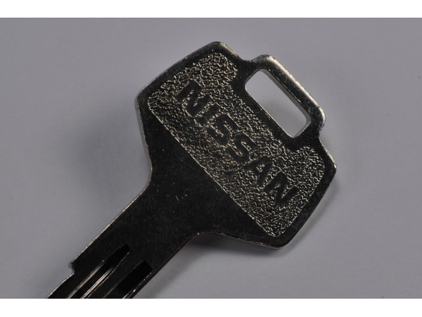 正規品】 日産 純正 S13 シルビア 180SX ブランクキー 右溝 M301