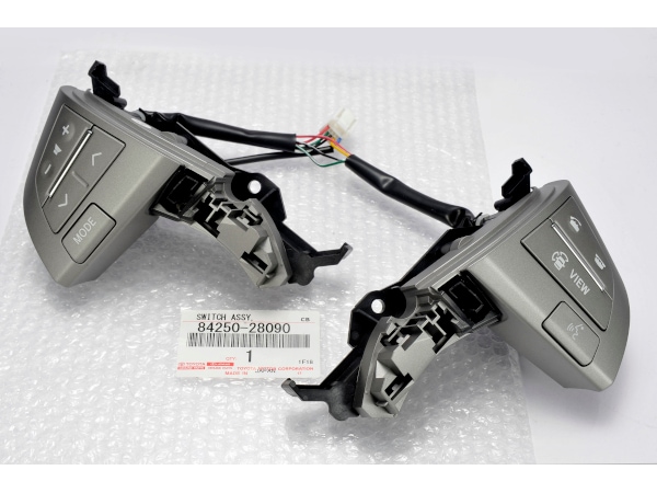 トヨタ ステアリングスイッチ 84250-28210 （エスティマ用） 84250)ステアリングパッド スイッチASSY トヨタ トヨタ純正品番先頭84