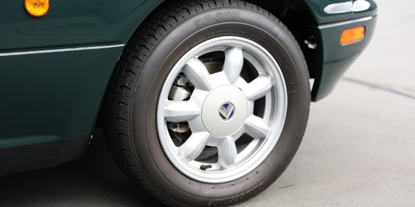 当時物！14インチ ロードスター純正　スポークホイール センターキャップ新品付き マツダ 純正 センターキャップ NA ユーノス ロードスター NA6CE NA8C