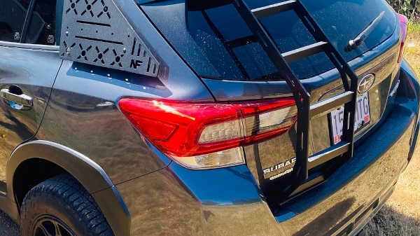 NashFabCo RalliTEKエディション アルミニウムラダー スバル インプレッサ GT系 17-23y (平成29年5月～令和5年1月) アルミニウム リアゲート用ハシゴ