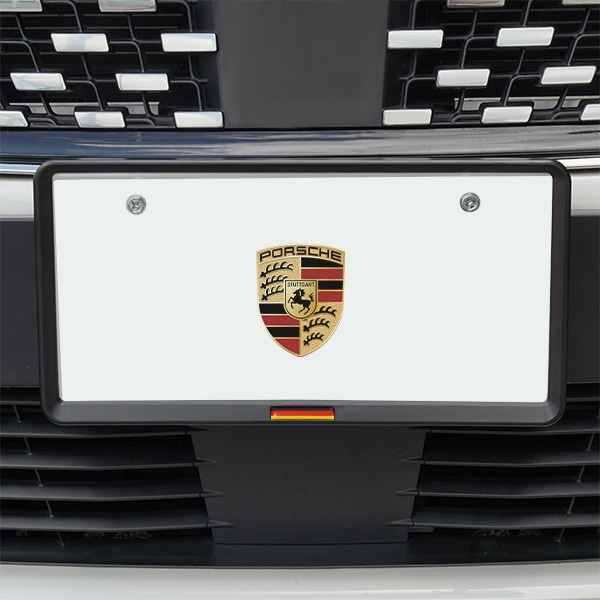 ドイツ国旗 ナンバープレートフレーム ナンバーフレーム マットブラック ポルシェ 911 マカン カイエン パナメーラ ボクスター 718ケイマン 他 前後セット 新基準対応|PORSCHE|IMPO