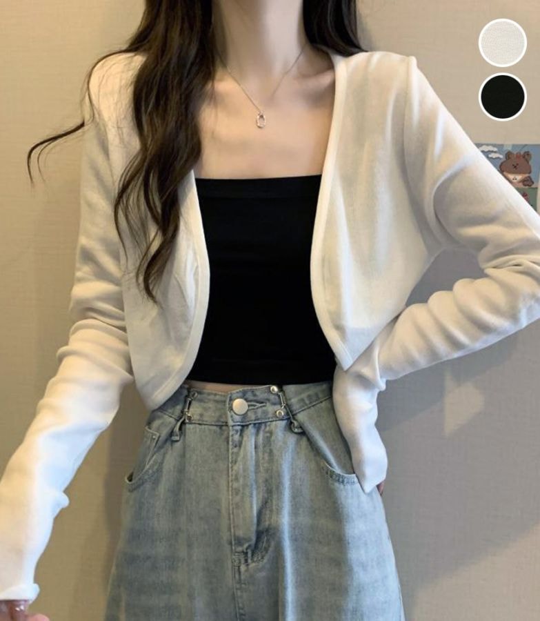 ショート丈ニットカーデ