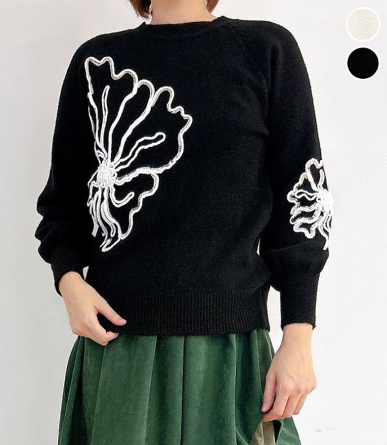 スパンコール刺繍ニット