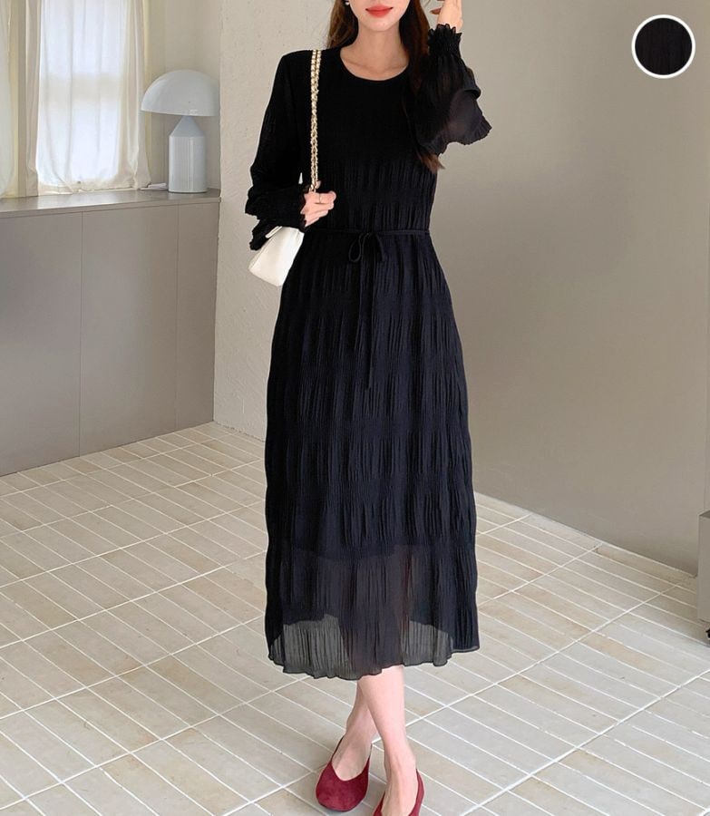 シワプリーツシフォンワンピース