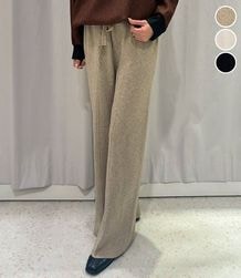 ニットパンツ