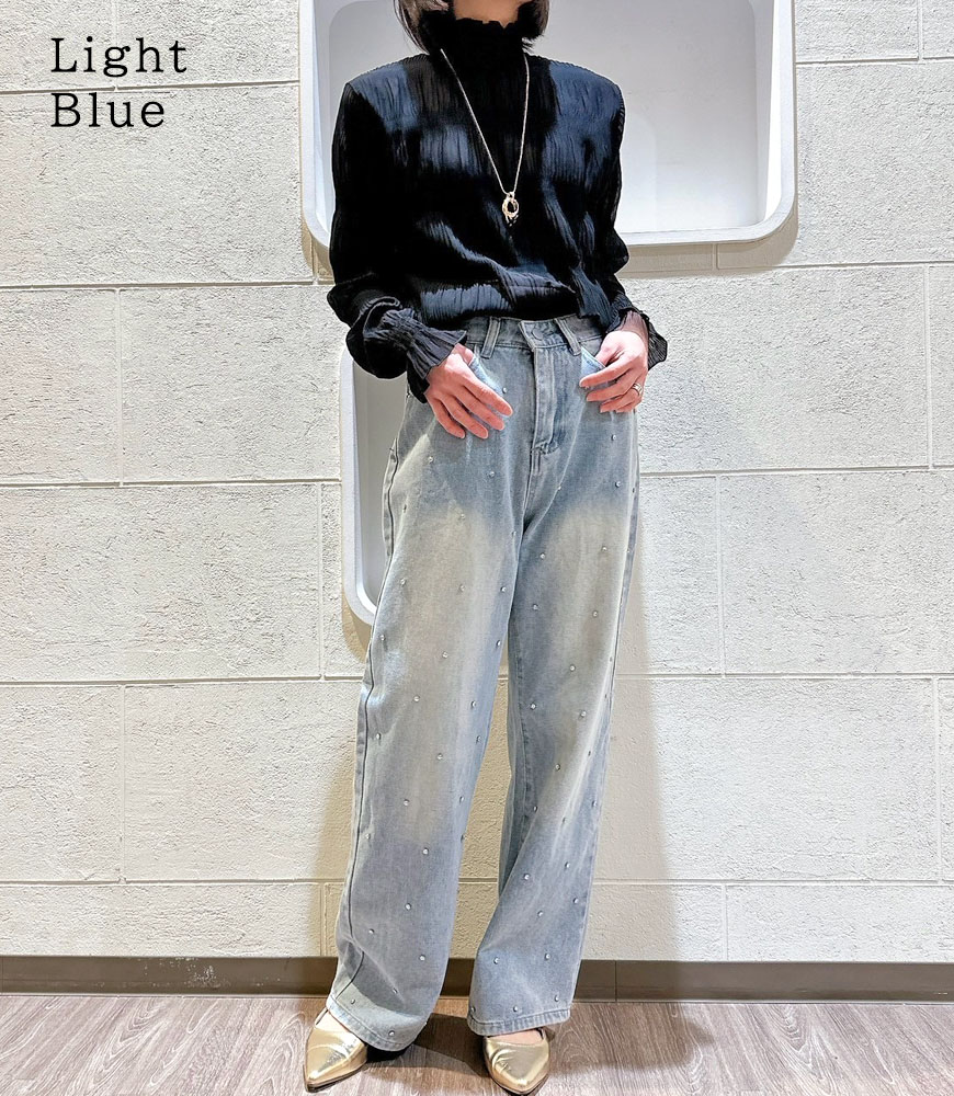 ストーン付きデニムパンツ