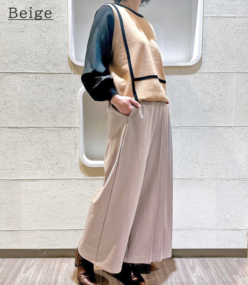 サイドプリーツワイドパンツ