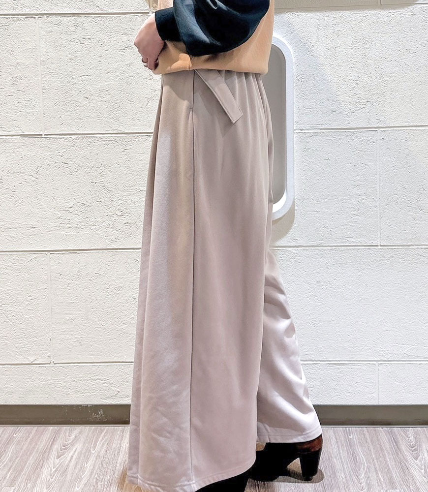サイドプリーツワイドパンツ